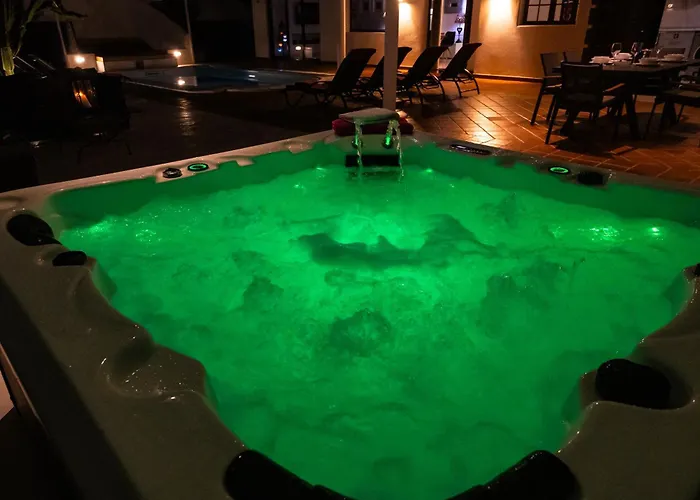 Tao Коста Бланка